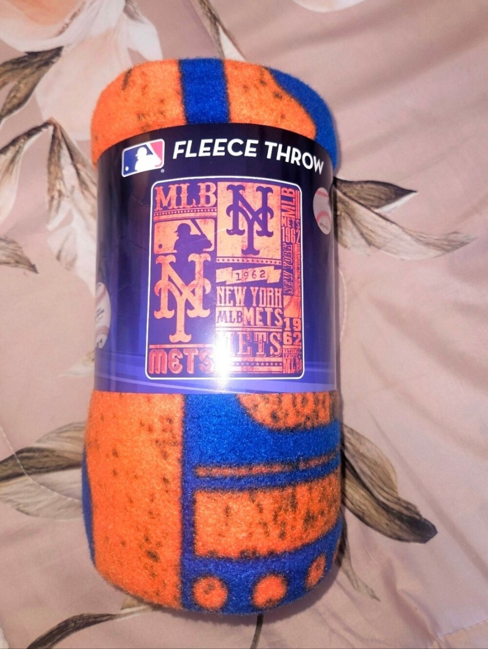 NY Mets Fleece Throw New With Tag Orange And Blue